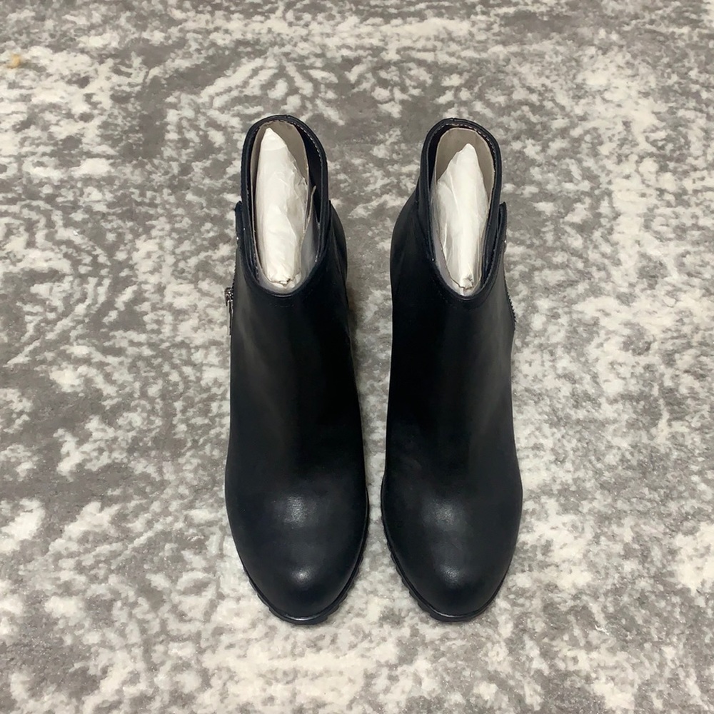 Kenneth Cole booties